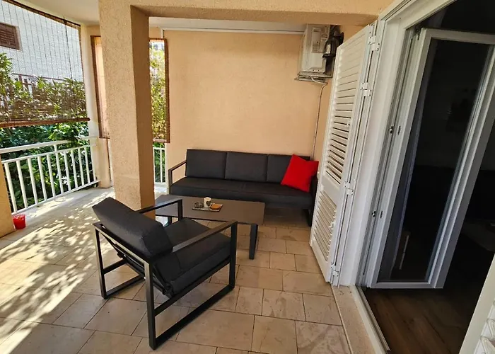 Apartment Lejla *